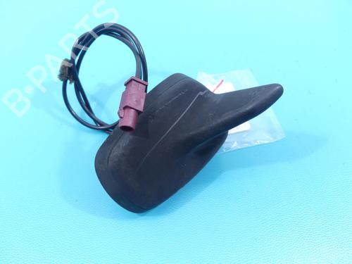 antennabase-audi-a8-d3-4e2-4e8-2002-2003-2004-2005-2006-2007-2008-2009-2010-37876715 main image