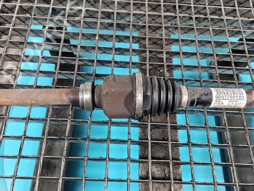 Right front driveshaft PEUGEOT 2008 I (CU_) 1.2 THP 110 / PureTech 110 | BP39684415M39 - Image 3