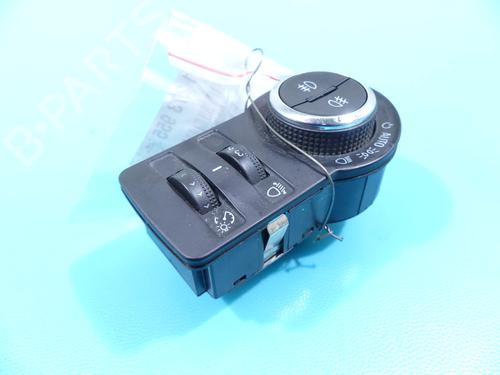 Headlight switch CHEVROLET MALIBU (V300) 2.0 D | BP37887911I24 - Image 2