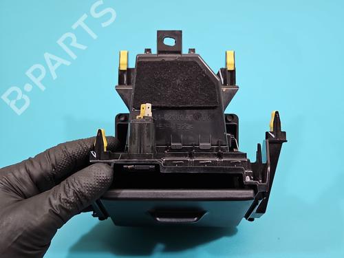 Cup/Object holder TOYOTA AURIS (_E18_) 1.6 (ZRE181_, ZRE185_, ZRE185R, ZRE181R) | BP37820937I37 - Image 4