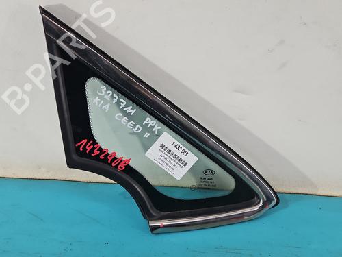 Vidro triangular frente direito Vidro triangular frente direito 38127032 38127032