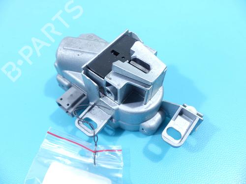 electronic-module-volvo-v40-hatchback-525-2012-2013-2014-2015-2016-2017-2018-2019-37891237 main image