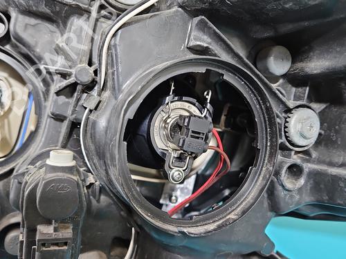 Right headlight RENAULT KOLEOS I (HY_) 2.0 dCi 4x4 (HY0K) | BP37814576C29 - Image 8
