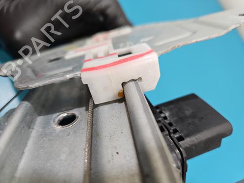 Front right window mechanism PEUGEOT 2008 I (CU_) 1.2 THP 130 / PureTech 130 | BP37829954C23 - Image 8