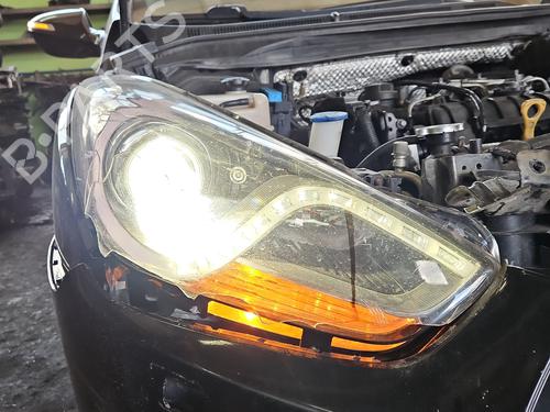 Used Right headlight Right headlight 38772851 38772851