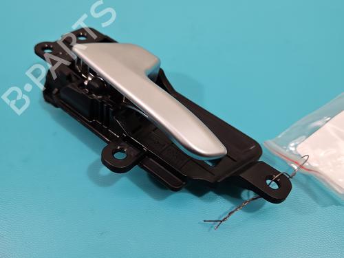 Used Front left interior door handle Front left interior door handle 38115926 38115926
