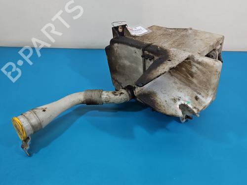 Used Windscreen washer tank Windscreen washer tank SUBARU FORESTER (SG_) 2.0 X AWD (SG5) (158 hp) 40043105 40043105