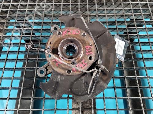 Used Left front steering knuckle Left front steering knuckle SUZUKI SX4 S-Cross (JY) 1.6 DDiS (AKK 416D) (120 hp) 40529253 40529253