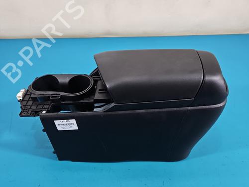 Used Armrest / Center console Armrest / Center console HYUNDAI ELANTRA VII Saloon (CN7) 1.6 (123 hp) 40015151 40015151