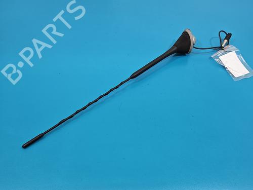 antennabase-fiat-500-312_-2007-37841803 main image