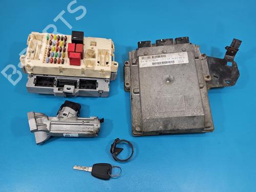 Used Engine control unit (ECU) Engine control unit (ECU) 39585724 39585724