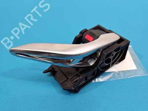 Used Front right interior door handle Front right interior door handle 37857440 37857440