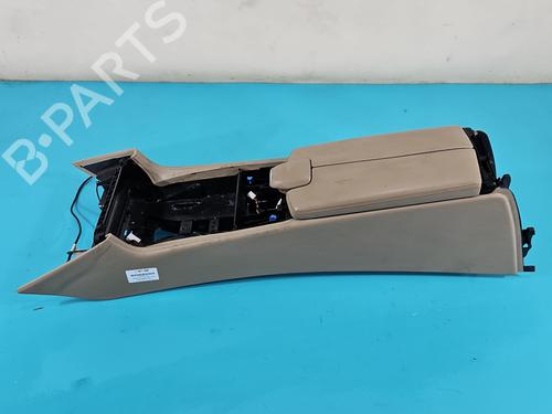 Used Armrest / Center console Armrest / Center console 38122517 38122517