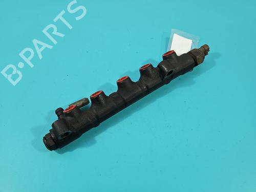 injection-rail-toyota-corolla-_e12_-2001-2002-2003-2004-2005-2006-2007-2008-37849523 main image