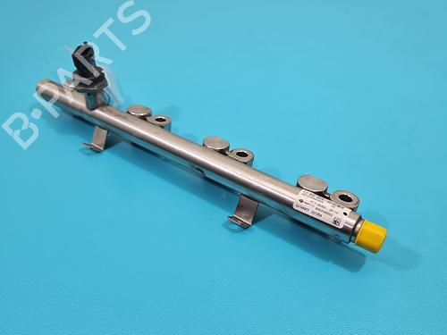 Used Injection rail Injection rail 38144178 38144178