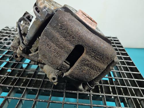 Used Left front brake caliper Left front brake caliper 37824695 37824695