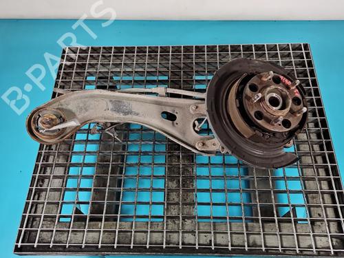 Used Right rear steering knuckle Right rear steering knuckle HYUNDAI ix35 (LM, EL, ELH) 2.0 4WD (163 hp) 40189216 40189216