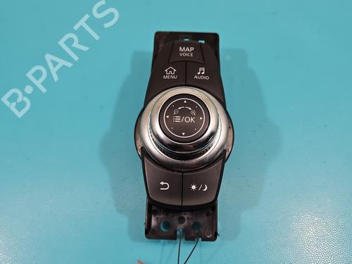 Switch INFINITI Q30 | BP38135127I30 - Image 2