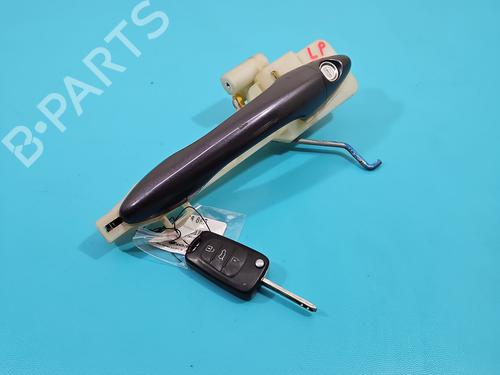 front-left-exterior-door-handle-kia-optima-fsgds6b-2010-2011-2012-2013-2014-2015-2016-2017-38117259 main image