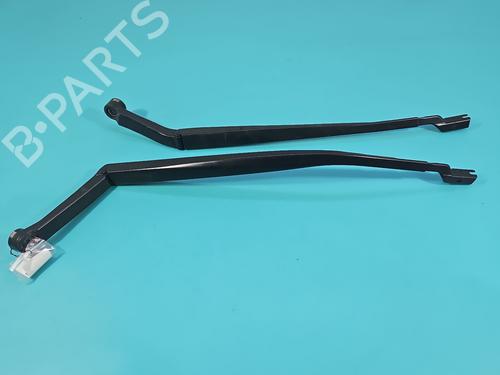 Used Front windshield wiper arm Front windshield wiper arm 37842693 37842693