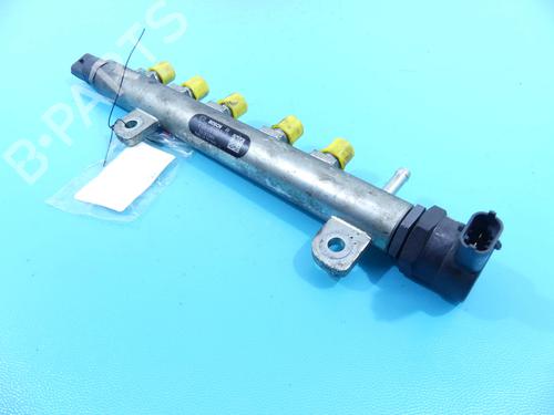 Used Injection rail Injection rail 37888557 37888557