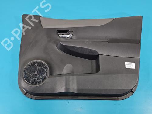 Høyre frontpanel Høyre frontpanel TOYOTA YARIS (_P13_) 1.0 (KSP130_, KSP130) (69 hp) 38151260 38151260