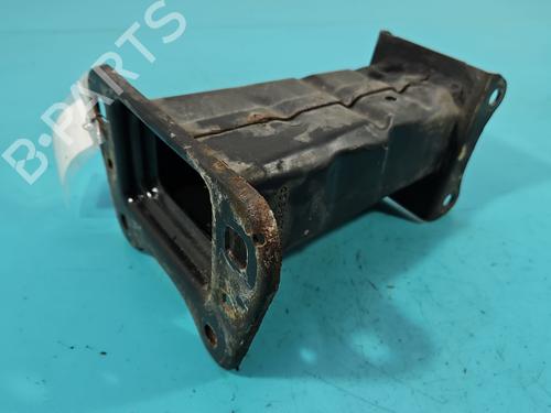 Used Front bumper reinforcement Front bumper reinforcement 37823496 37823496