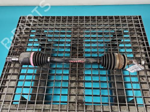 Drivaksel fortil venstre Drivaksel fortil venstre SUZUKI SWIFT V (AZ) 1.0 (A2L310) (111 hp) 39683746 39683746