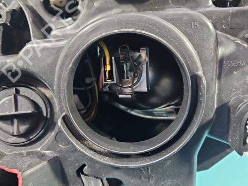Right headlight RENAULT CAPTUR I (J5_, H5_) 0.9 TCe 90 | BP37816953C29 - Image 13