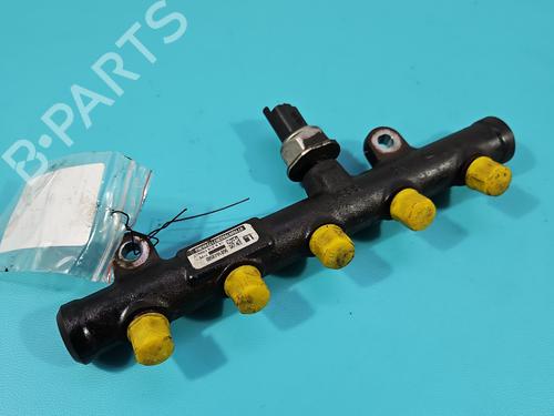 Used Injection rail Injection rail 37832863 37832863