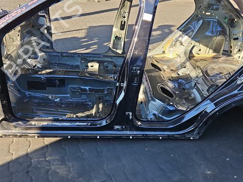 Used Left sideskirt Left sideskirt 38752025 38752025