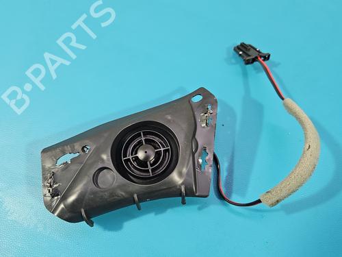 speaker-vw-t-roc-a11-d11-2017-38000520 main image