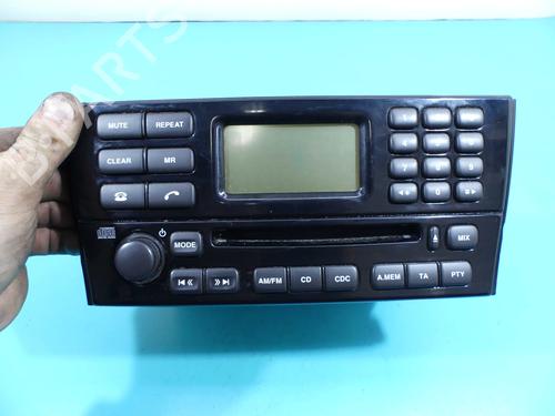 radio-jaguar-xj-x350-x358-2003-2004-2005-2006-2007-2008-2009-37886301 main image