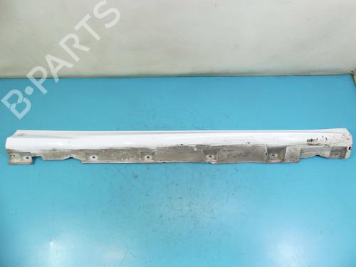 right-sideskirt-ford-focus-iii-turnier-2010-2011-2012-2013-2014-2015-2016-2017-2018-2019-2020-37885314 main image
