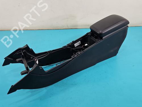 Used Armrest / Center console Armrest / Center console 38146796 38146796