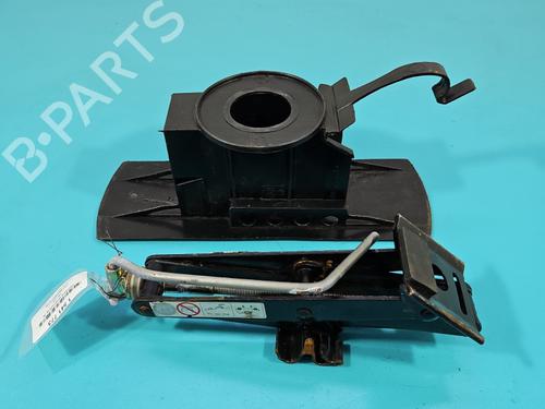 Kit pneu suplente Kit pneu suplente FIAT UNO (146_, 158_) 1.0 (146E) (42 hp) 38152427 38152427