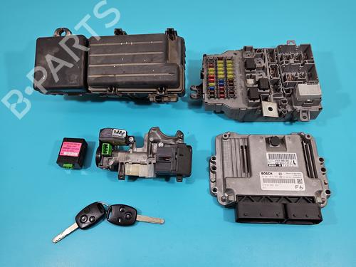 Used Engine control unit (ECU) Engine control unit (ECU) 37810697 37810697