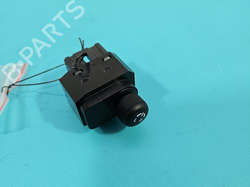 switch-suzuki-vitara-ly-2015-38126486 main image