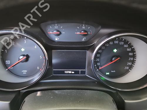 Used Instrument cluster Instrument cluster 38142416 38142416