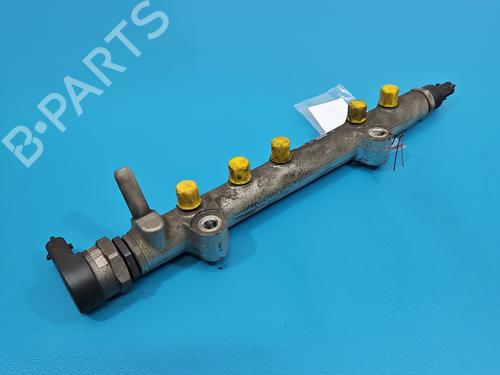 Used Injection rail Injection rail 37857410 37857410