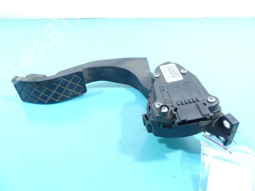 pedal-audi-a8-d3-4e2-4e8-2002-2003-2004-2005-2006-2007-2008-2009-2010-37887504 main image