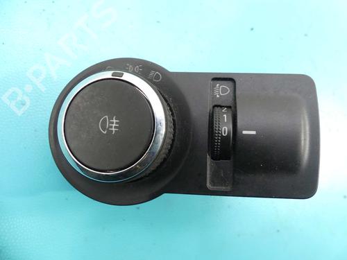 Used Headlight switch Headlight switch 37877556 37877556