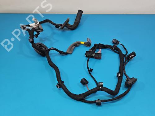 BP37830584E16 main image