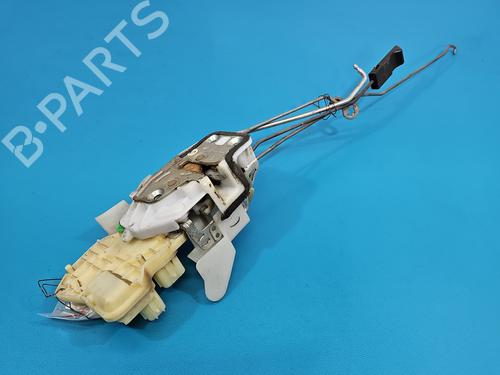 front-left-lock-honda-cr-v-ii-rd_-2001-2002-2003-2004-2005-2006-2007-37848704 main image