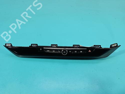 switch-opel-grandland-grandland-x-a18-p1uo-2017-37825325 main image