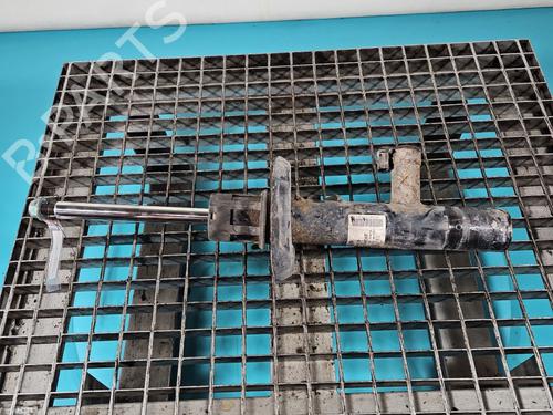 Used Right front shock absorber Right front shock absorber VW CC B7 (358) 2.0 TDI (177 hp) 38141035 38141035