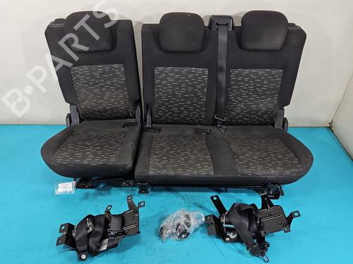 rear-seat-opel-combo-tour-x12-2012-38129472 main image