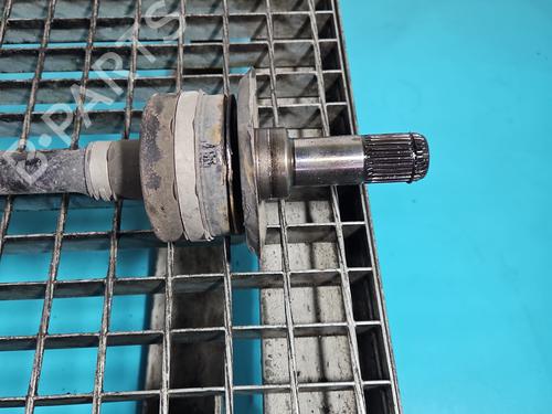 Left rear driveshaft BMW 5 (G30, F90) 520 d xDrive | BP37829379M40 - Image 3