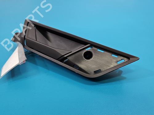 rear-left-interior-door-handle-skoda-fabia-iii-nj3-2014-2015-2016-2017-2018-2019-2020-2021-37850480 main image