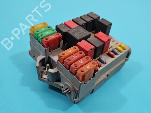 Used Fuse box Fuse box 37820115 37820115